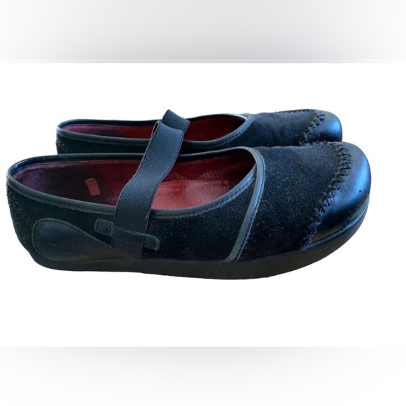 Earth Shoes Earth Shoes Black Leather Suede Mary Jane Comfort Y2k